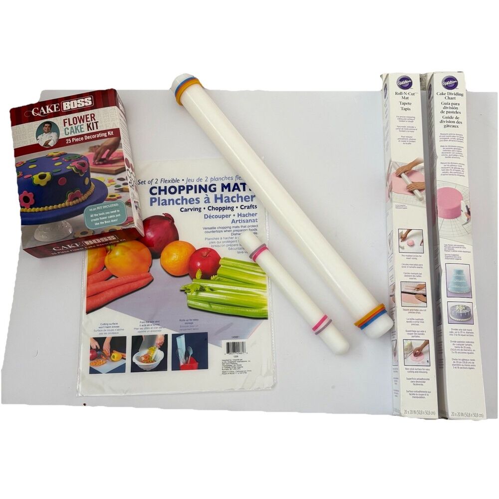 Wilton Cake Decorating Supplies ~ Cakes & Fondant Cake Boss Kit Rollers Cake Mat